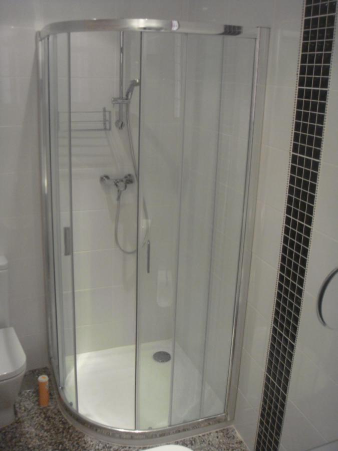 Acacias IV 15A Apartment เบนิดอร์ม ภายนอก รูปภาพ