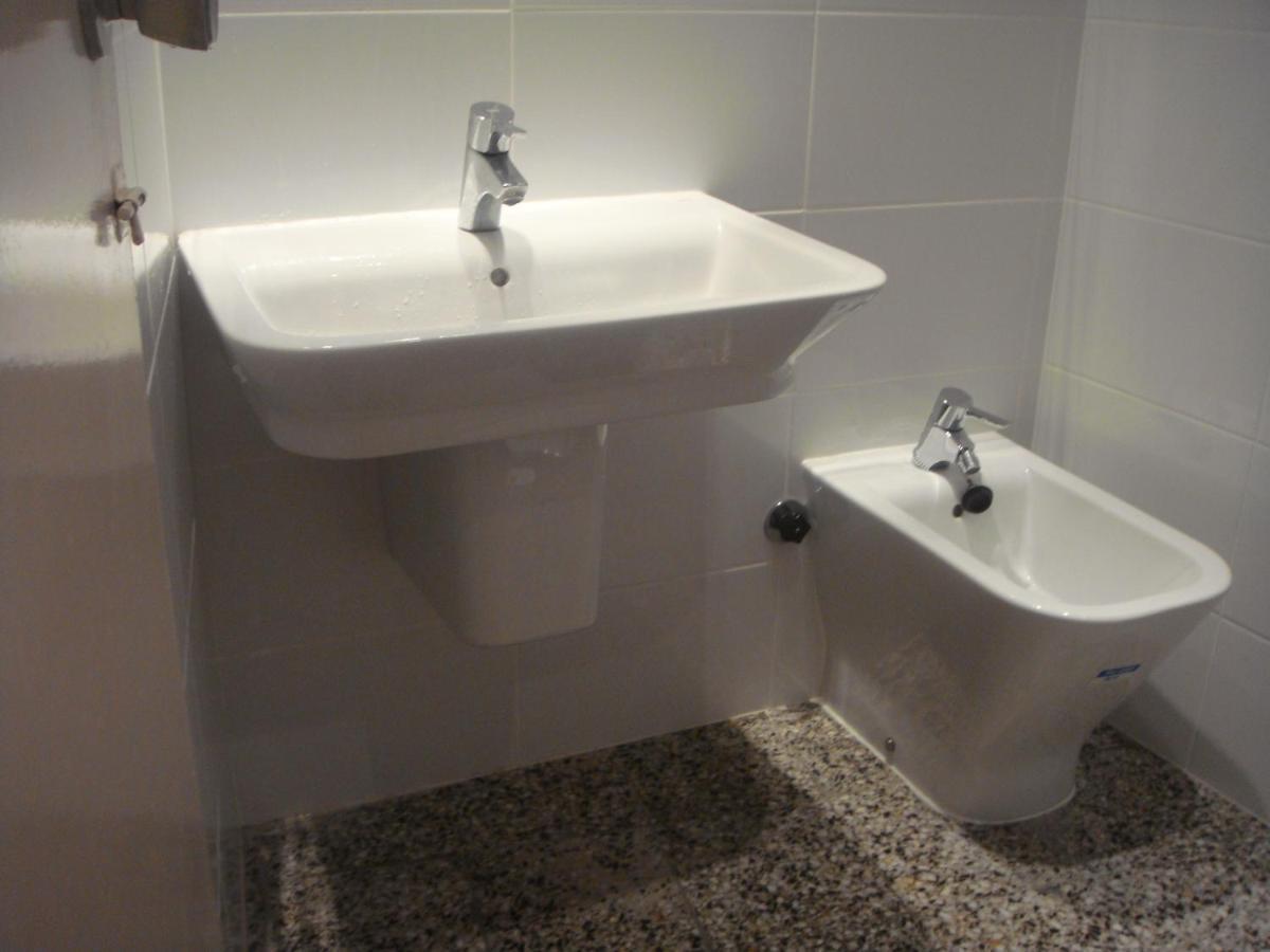 Acacias IV 15A Apartment เบนิดอร์ม ภายนอก รูปภาพ